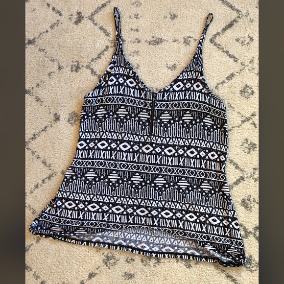 *4/$30* Urban Outfitters Tribal Print Tank - Picture 4 of 8
